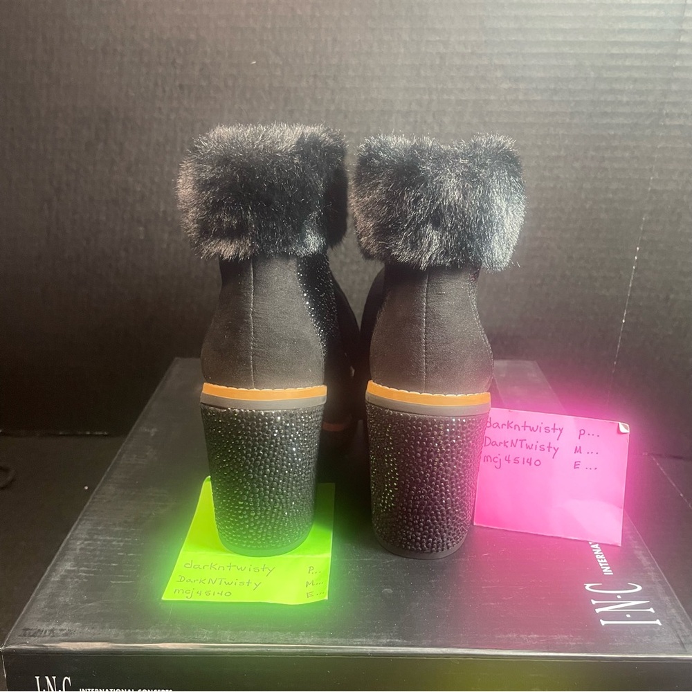 BNIB INTERNATIONAL CONCEPTS RHINESTONE BLACK FUR CUFF ANKLE BOOTS GORGEOUS! - Picture 3 of 10